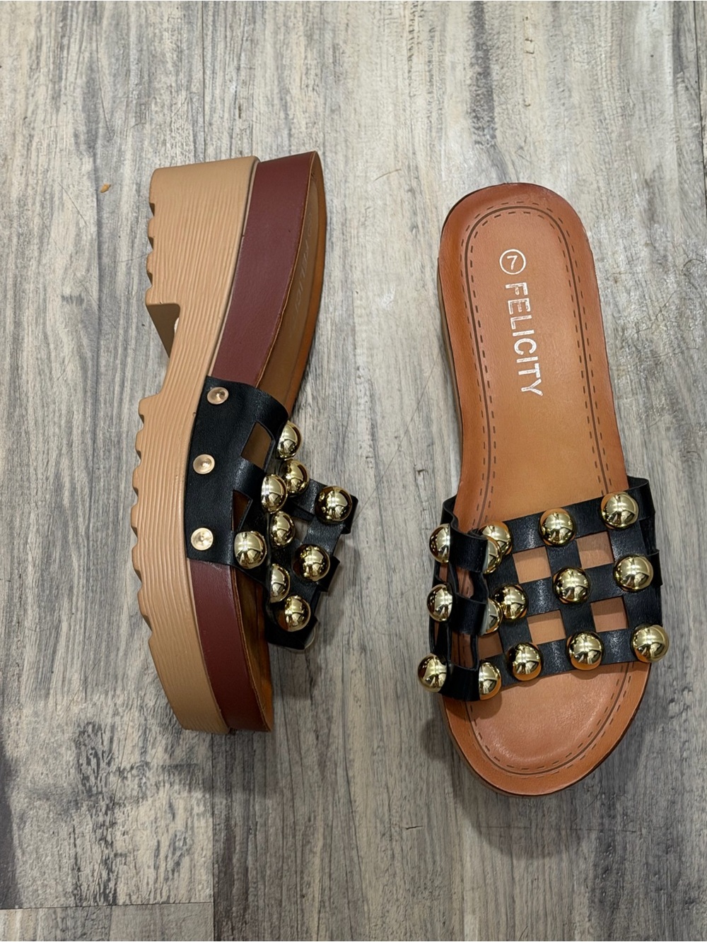Felicity Black Studded Platform Slide Sandals size 7